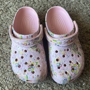 Vera Bradley x Crocs kids